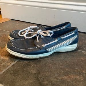 Navy Sperry Boatshoe size 7.5